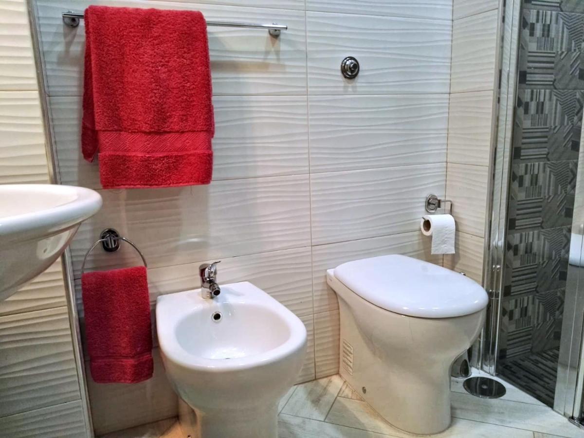 Rosa Vesuviana Bed & Breakfast Boscoreale Bagian luar foto