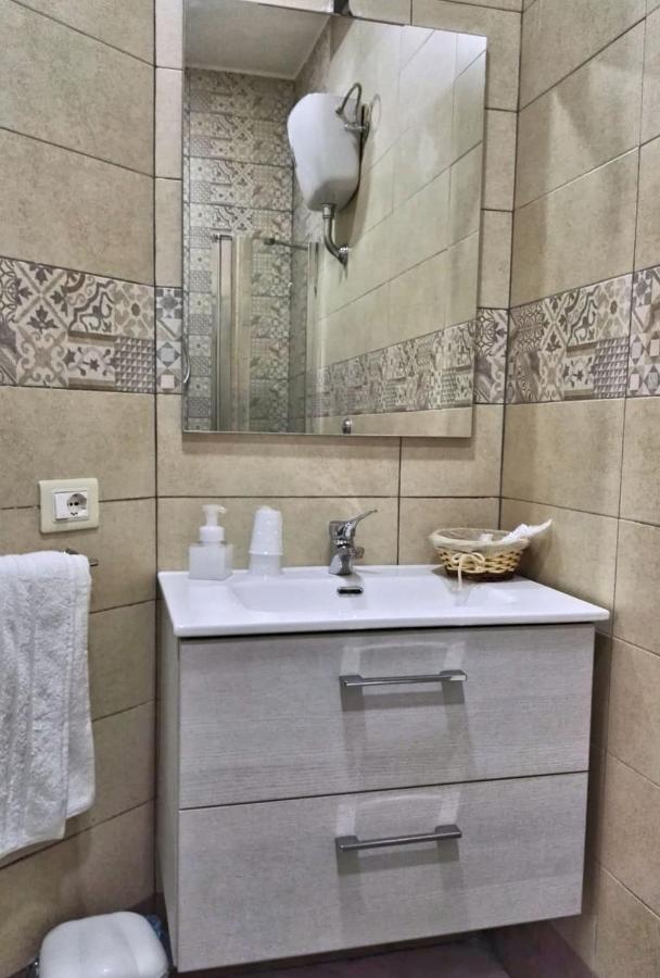 Rosa Vesuviana Bed & Breakfast Boscoreale Bagian luar foto